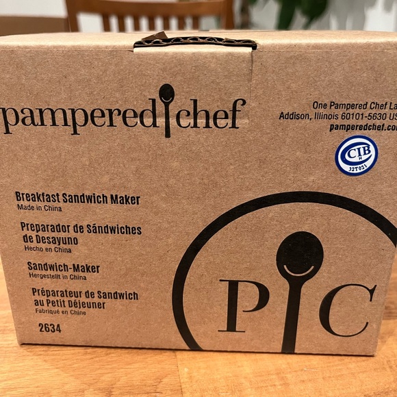 The Pampered Chef Kitchen Pampered Chef Breakfast Sandwich Maker